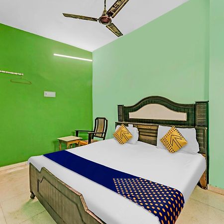 Spot On 81122 Saket Honest Hotel Ayodhya Zewnętrze zdjęcie