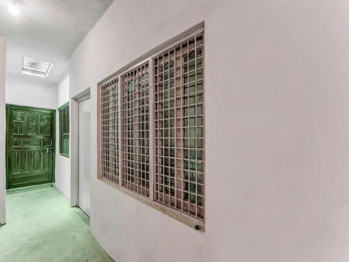Spot On 81122 Saket Honest Hotel Ayodhya Zewnętrze zdjęcie