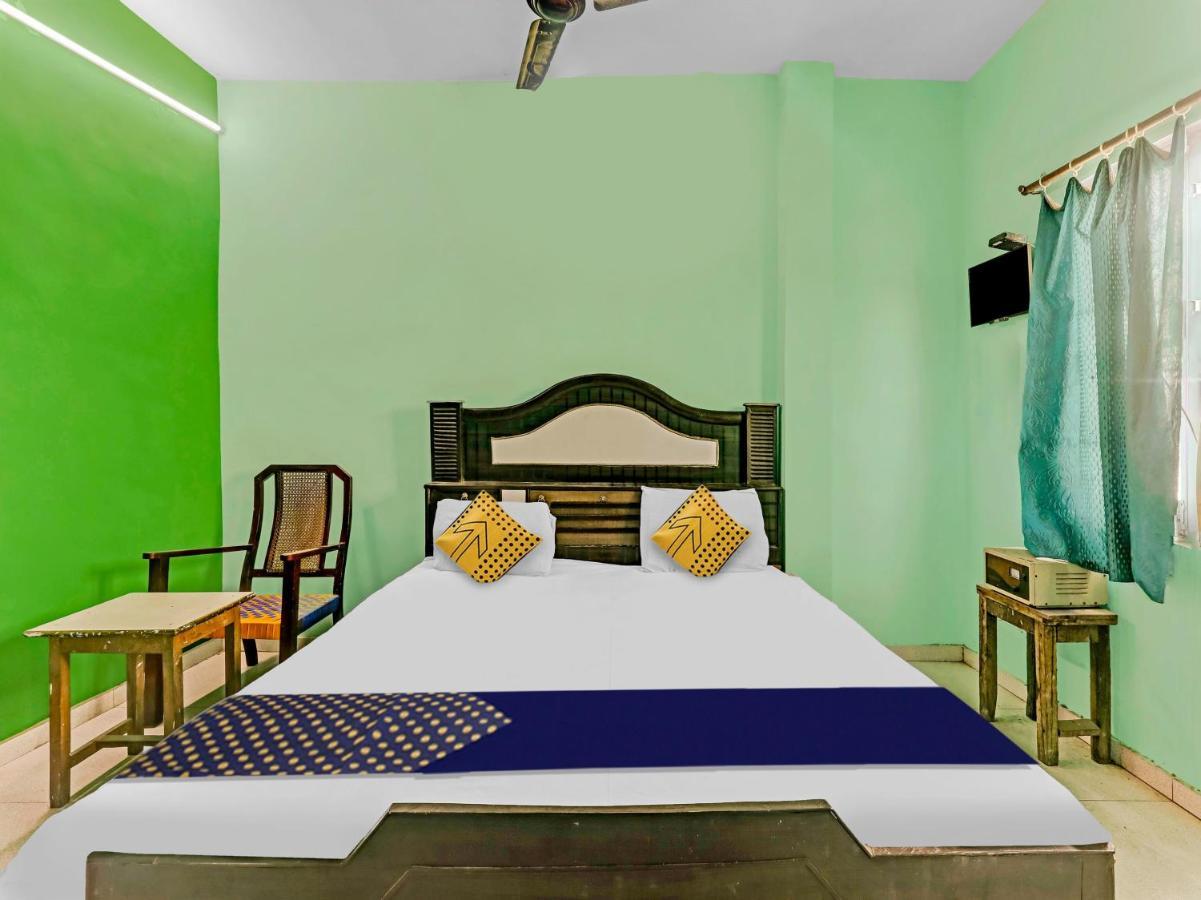 Spot On 81122 Saket Honest Hotel Ayodhya Zewnętrze zdjęcie