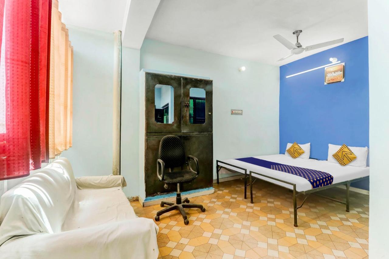 Spot On 81122 Saket Honest Hotel Ayodhya Zewnętrze zdjęcie