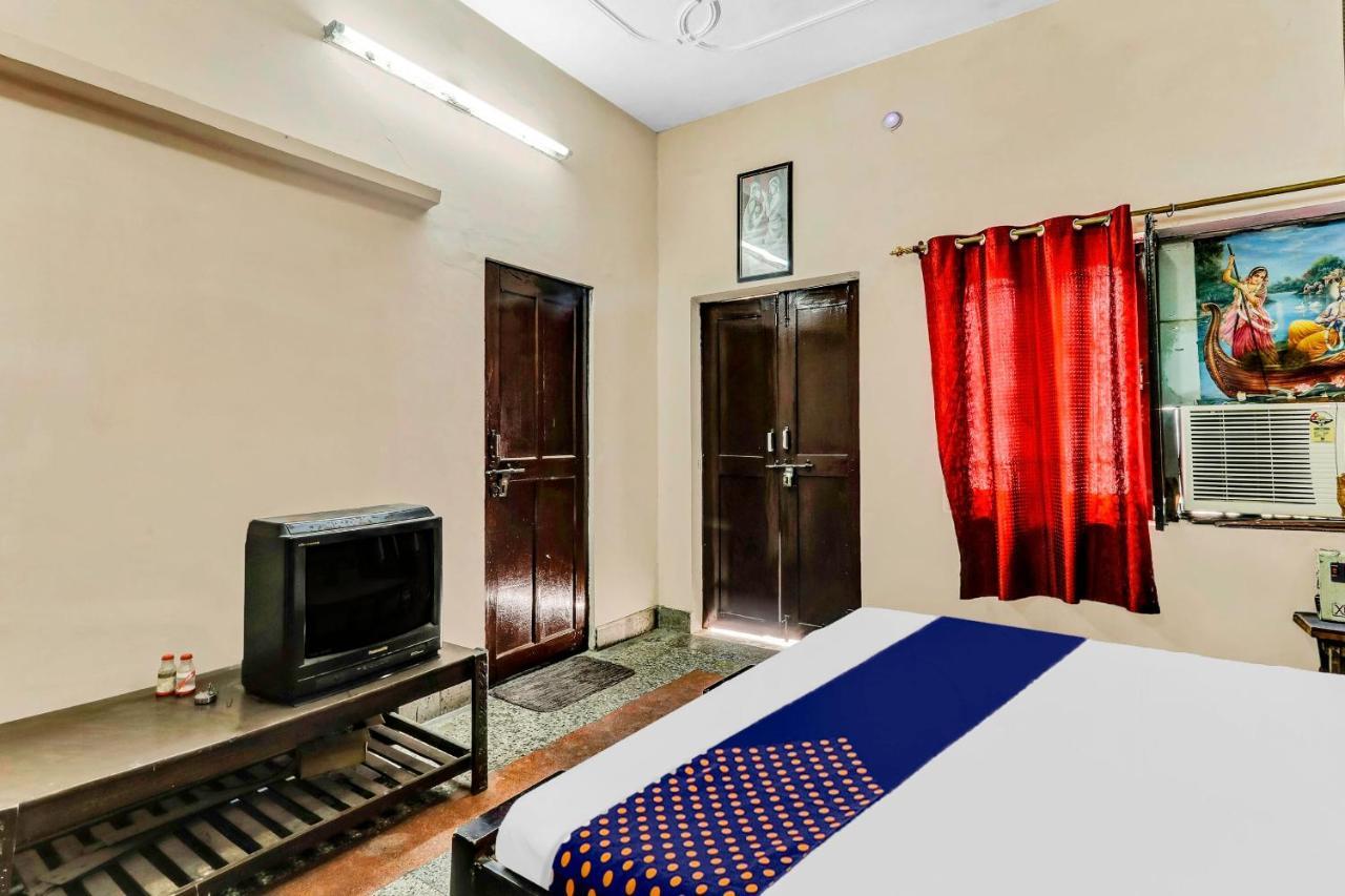 Spot On 81122 Saket Honest Hotel Ayodhya Zewnętrze zdjęcie